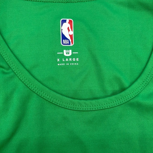 NBA Boston Celtics Green Tank Top Screen Print “WALKER” “8” Size XL - Picture 3 of 6